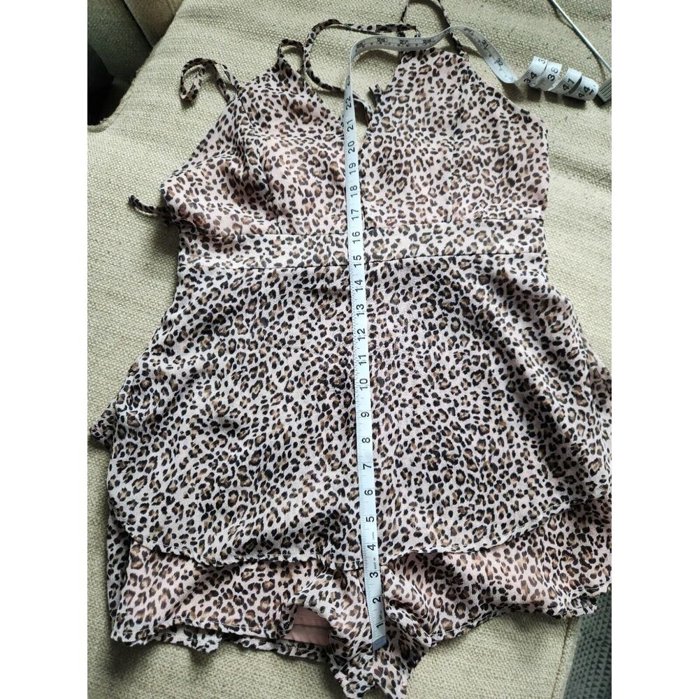 Le Lis Double Strap chiffon peplum Romper light pink cheetah print size L - Picture 8 of 8
